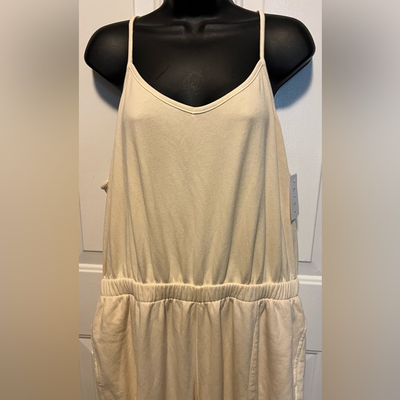 NWT LIVI ACTIVE🏝️ LANE BRYANT CREAM/BEIGE SLEEVELESS FRENCH TERRY JUMPSUIT 18/20 - Picture 6 of 12